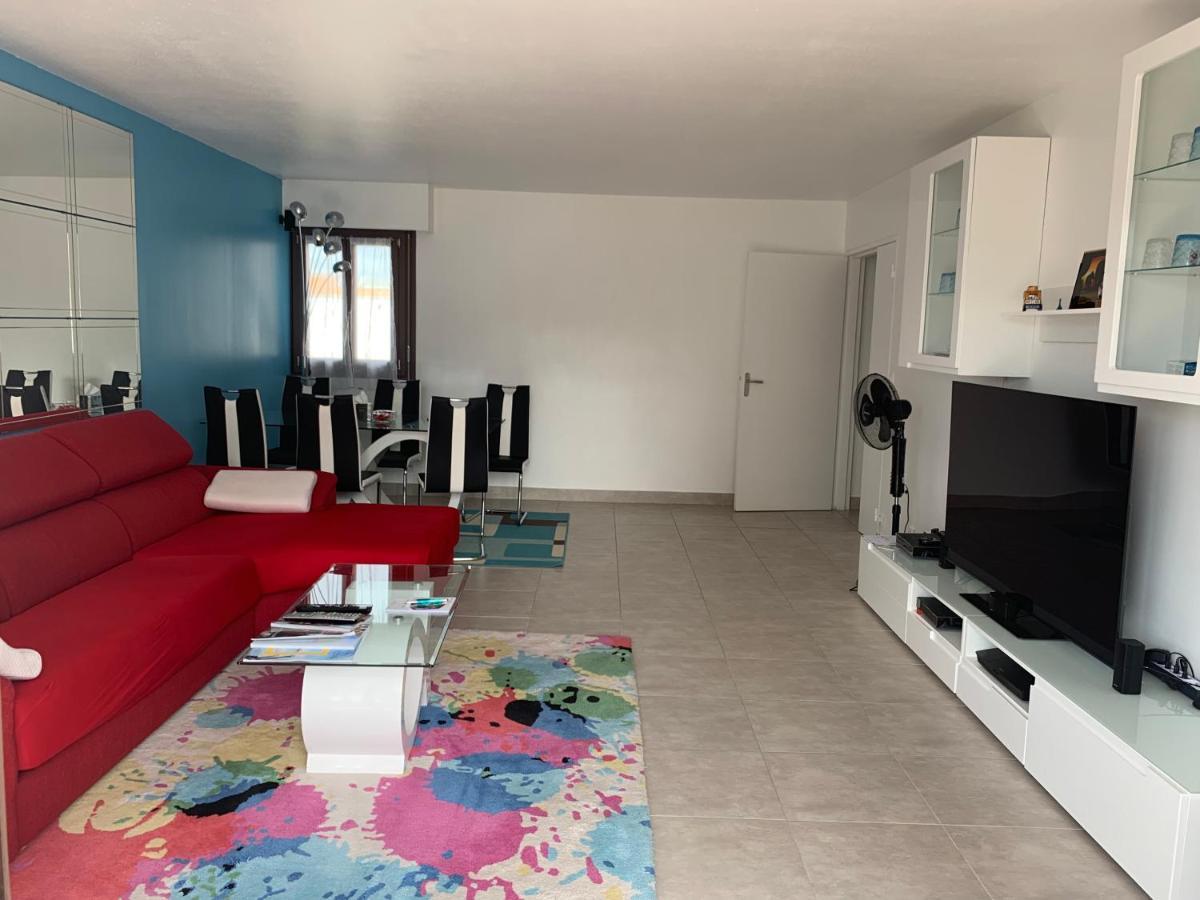 Grand Appartement A Louer Vue Sur Seine Μελάν Εξωτερικό φωτογραφία