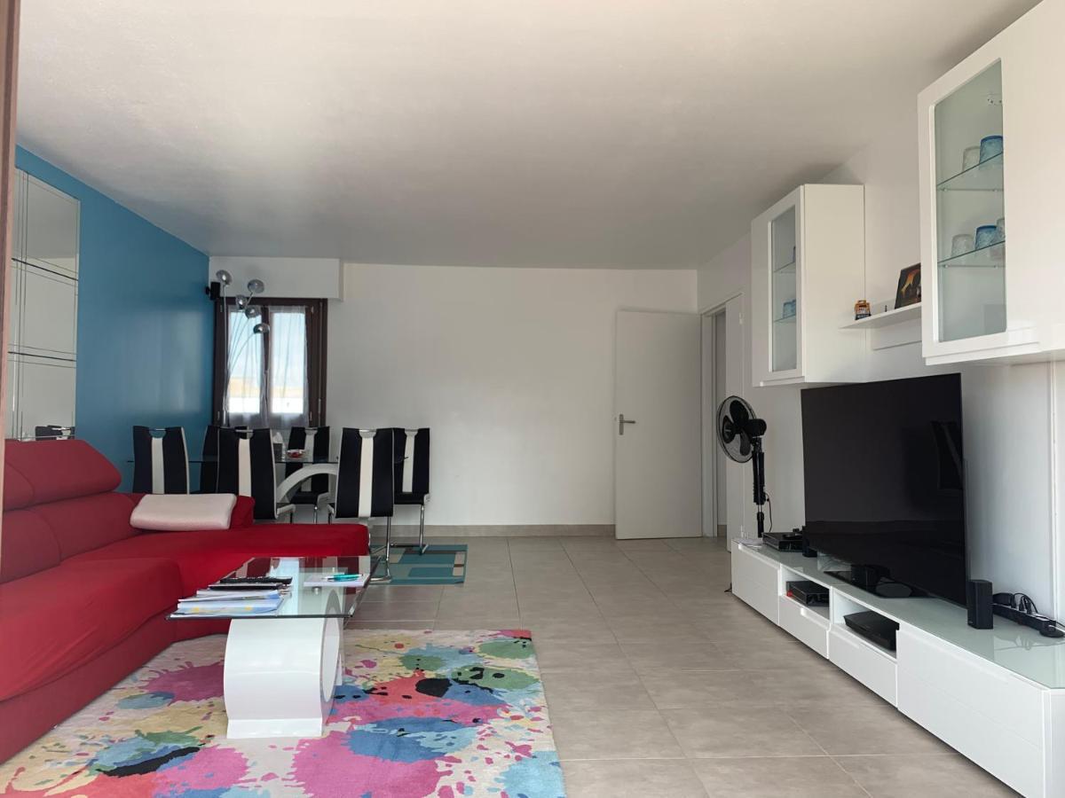 Grand Appartement A Louer Vue Sur Seine Μελάν Εξωτερικό φωτογραφία