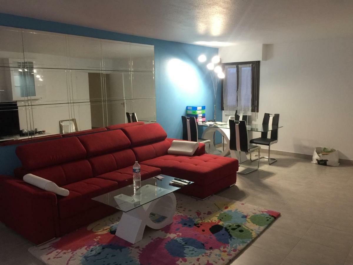 Grand Appartement A Louer Vue Sur Seine Μελάν Εξωτερικό φωτογραφία